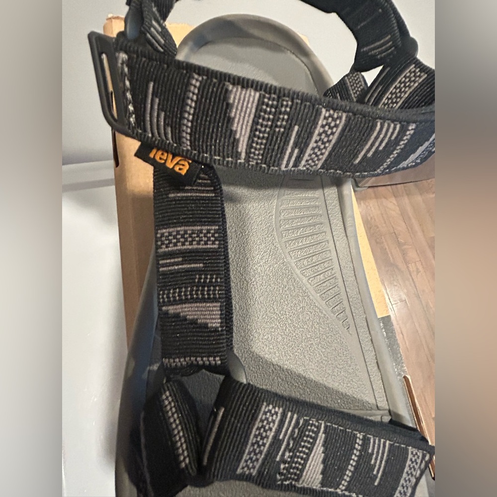 Teva Men's Sandals *Brand New, never worn*